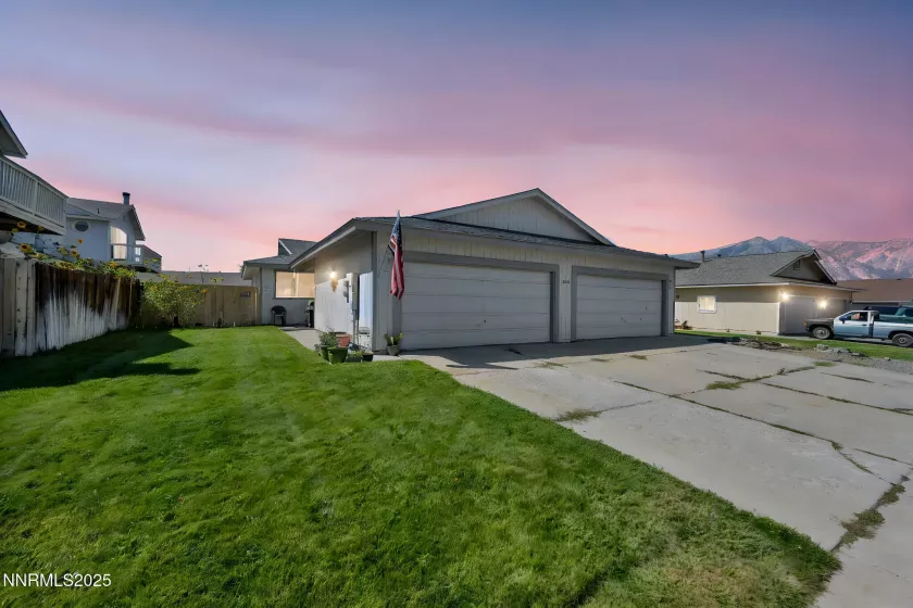 1408 Kimmerling, Gardnerville, Nevada 89460, ,Residential Income,Residential,Kimmerling,250054931