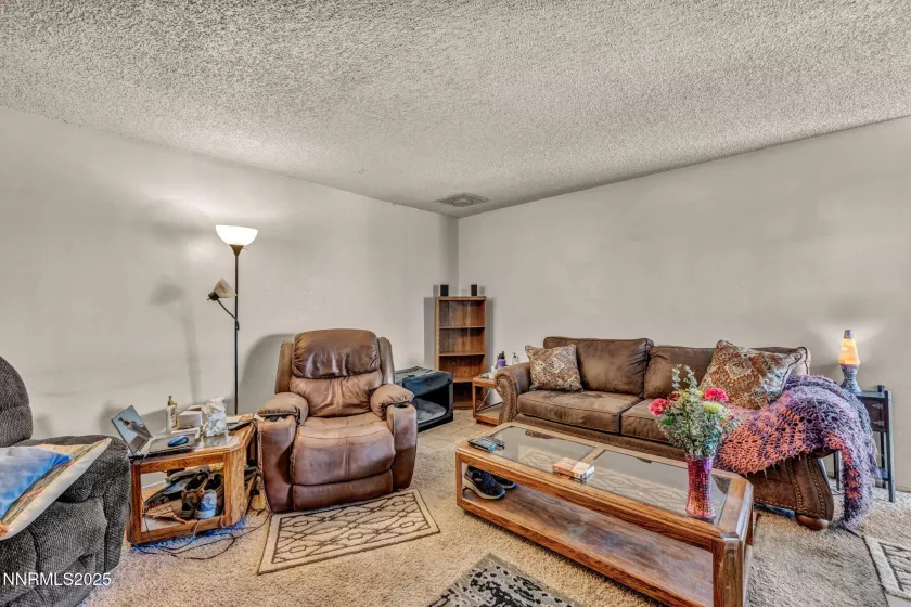 1408 Kimmerling, Gardnerville, Nevada 89460, ,Residential Income,Residential,Kimmerling,250054931