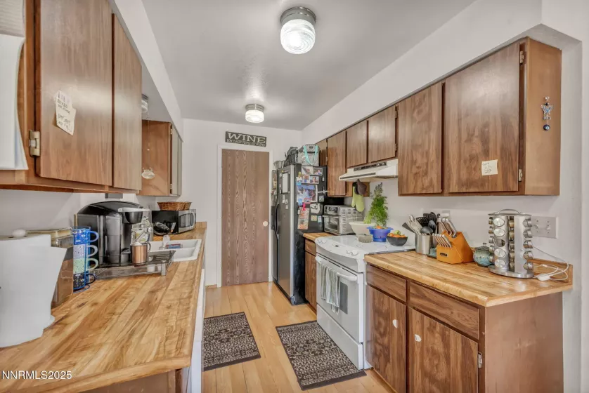 1408 Kimmerling, Gardnerville, Nevada 89460, ,Residential Income,Residential,Kimmerling,250054931