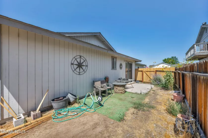 1408 Kimmerling, Gardnerville, Nevada 89460, ,Residential Income,Residential,Kimmerling,250054931