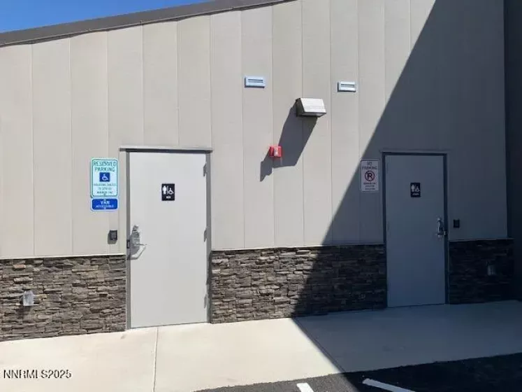 11440 Digital, Sparks, Nevada 89441, ,Commercial Sale,Residential,Digital,250054936