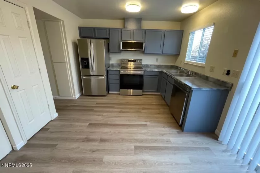 3905 Pheasant, Carson City, Nevada 89701, ,Residential Income,Residential,Pheasant,250054938