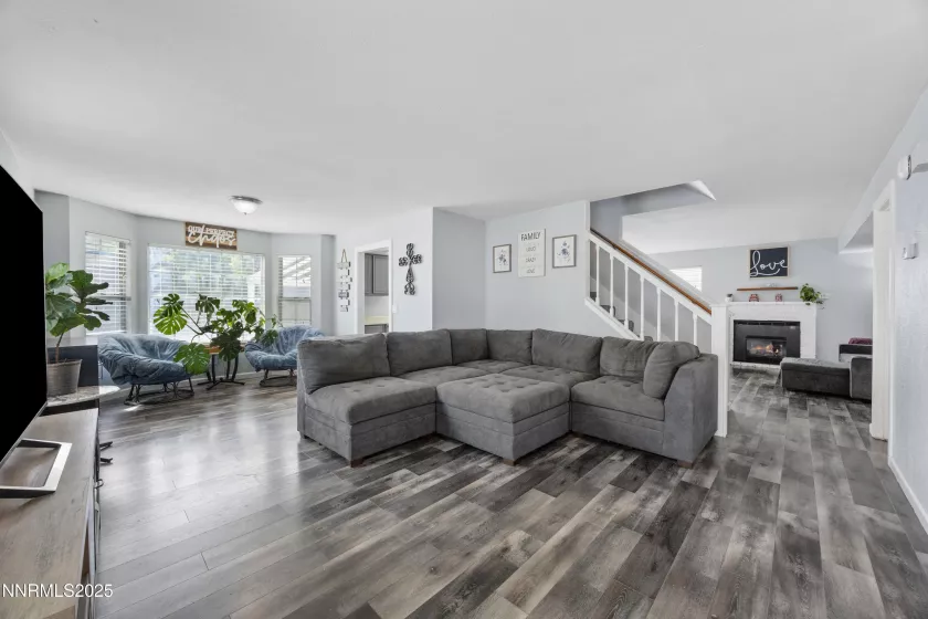 2578 Blossom View, Carson City, Nevada 89701, 3 Bedrooms Bedrooms, ,3 BathroomsBathrooms,Residential,Residential,Blossom View,250054971