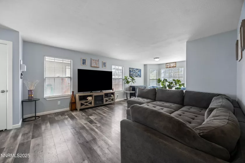 2578 Blossom View, Carson City, Nevada 89701, 3 Bedrooms Bedrooms, ,3 BathroomsBathrooms,Residential,Residential,Blossom View,250054971