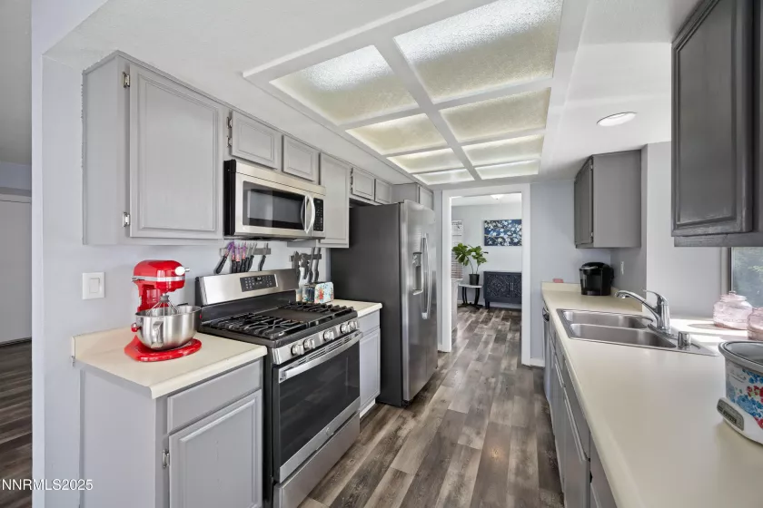 2578 Blossom View, Carson City, Nevada 89701, 3 Bedrooms Bedrooms, ,3 BathroomsBathrooms,Residential,Residential,Blossom View,250054971