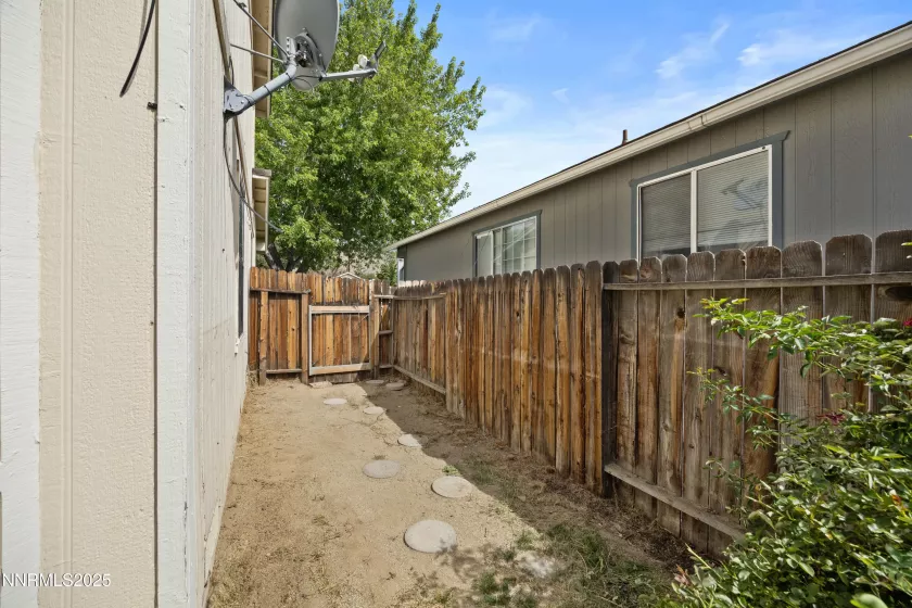 2578 Blossom View, Carson City, Nevada 89701, 3 Bedrooms Bedrooms, ,3 BathroomsBathrooms,Residential,Residential,Blossom View,250054971