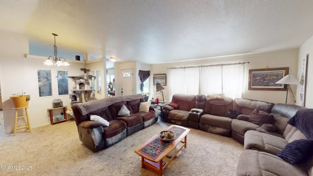 4325 Moon, Winnemucca, Nevada 89445, 3 Bedrooms Bedrooms, ,2 BathroomsBathrooms,Residential,Residential,Moon,250054976