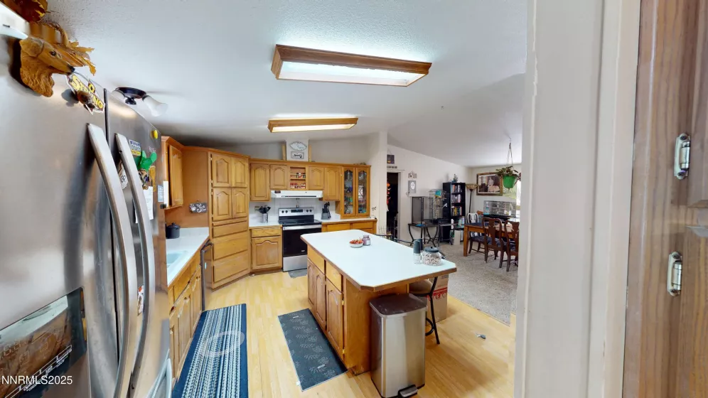 4325 Moon, Winnemucca, Nevada 89445, 3 Bedrooms Bedrooms, ,2 BathroomsBathrooms,Residential,Residential,Moon,250054976