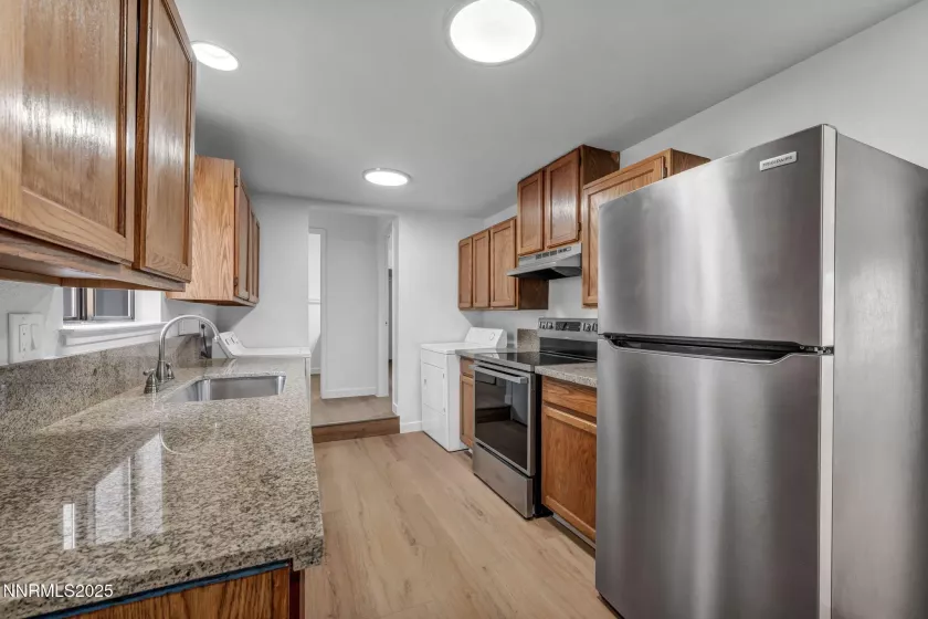 737 16th, Sparks, Nevada 89431, ,Residential Income,Residential,16th,250054980
