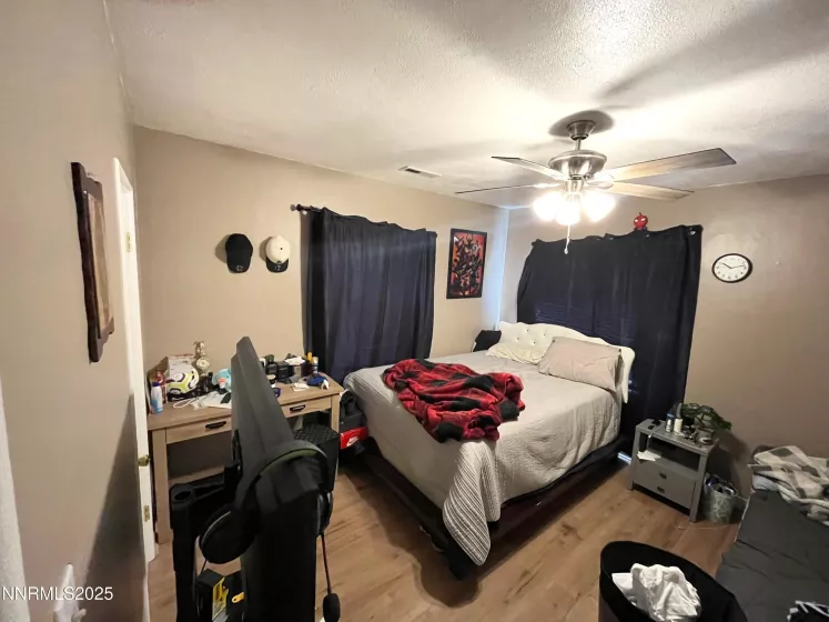 737 16th, Sparks, Nevada 89431, ,Residential Income,Residential,16th,250054980