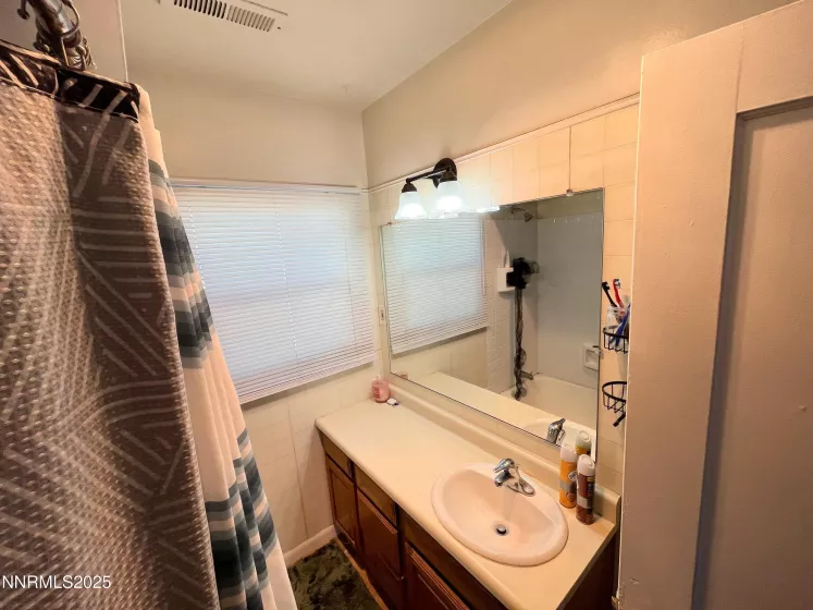 737 16th, Sparks, Nevada 89431, ,Residential Income,Residential,16th,250054980