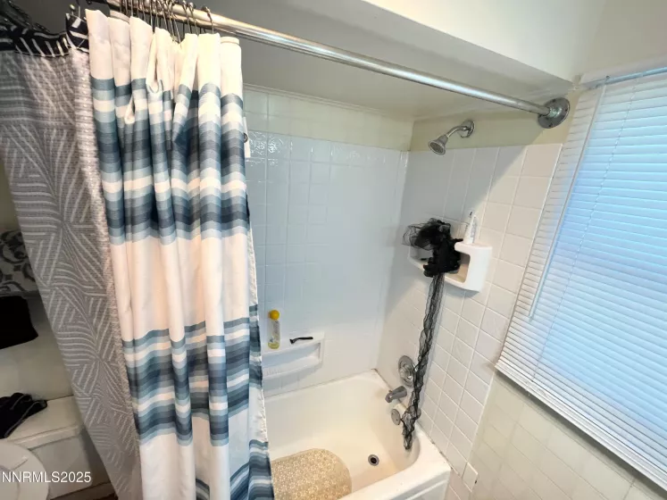 737 16th, Sparks, Nevada 89431, ,Residential Income,Residential,16th,250054980
