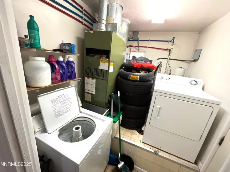 737 16th, Sparks, Nevada 89431, ,Residential Income,Residential,16th,250054980