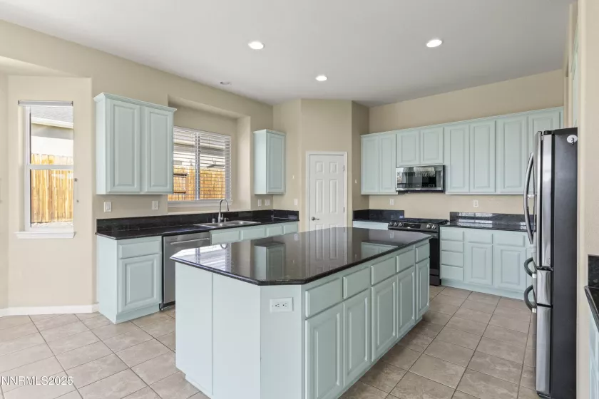 1838 Kinglet, Sparks, Nevada 89441, 3 Bedrooms Bedrooms, ,3 BathroomsBathrooms,Residential,Residential,Kinglet,250055000