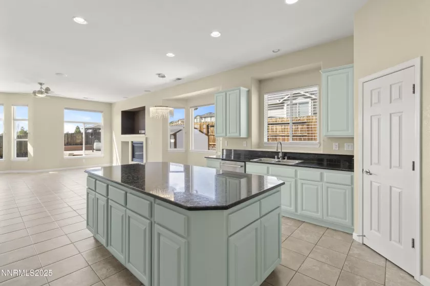 1838 Kinglet, Sparks, Nevada 89441, 3 Bedrooms Bedrooms, ,3 BathroomsBathrooms,Residential,Residential,Kinglet,250055000