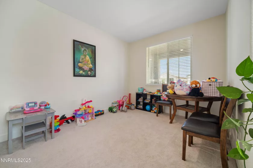 6339 Bucking Horse, Sparks, Nevada 89436, 3 Bedrooms Bedrooms, ,2 BathroomsBathrooms,Residential,Residential,Bucking Horse,250055001