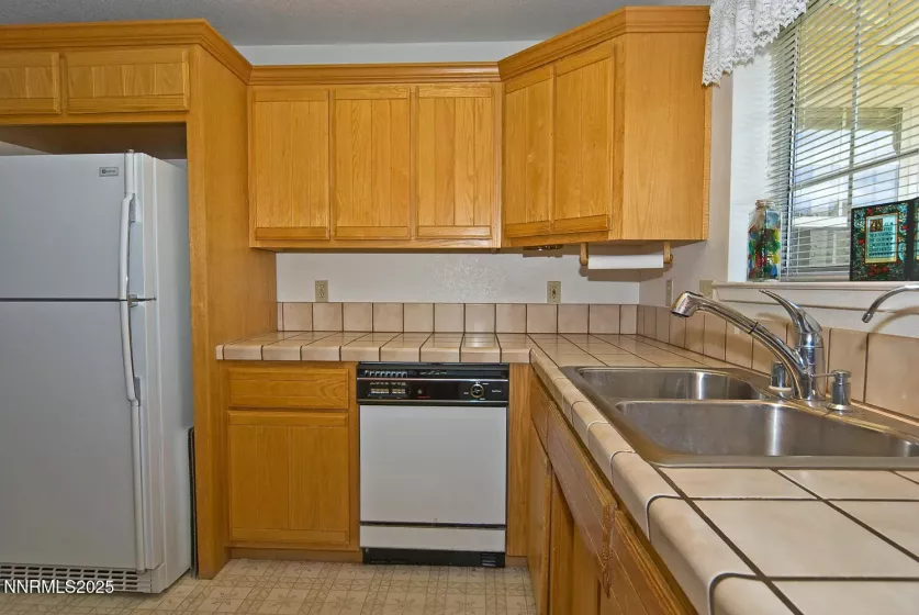 2751 Goodnight, Minden, Nevada 89423, 3 Bedrooms Bedrooms, ,2 BathroomsBathrooms,Residential,Residential,Goodnight,250055002