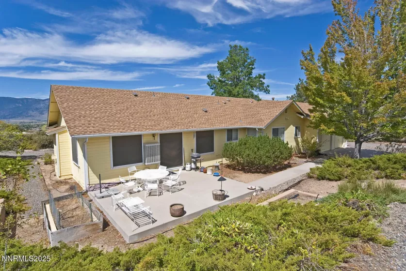 2751 Goodnight, Minden, Nevada 89423, 3 Bedrooms Bedrooms, ,2 BathroomsBathrooms,Residential,Residential,Goodnight,250055002