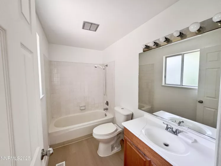 4205 Santa Maria, Reno, Nevada 89502, 3 Bedrooms Bedrooms, ,2 BathroomsBathrooms,Residential,Residential,Santa Maria,250055005