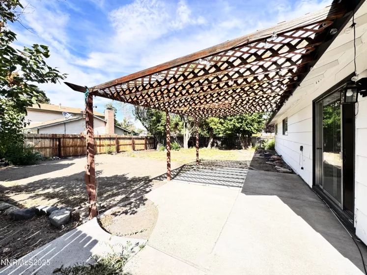 4205 Santa Maria, Reno, Nevada 89502, 3 Bedrooms Bedrooms, ,2 BathroomsBathrooms,Residential,Residential,Santa Maria,250055005