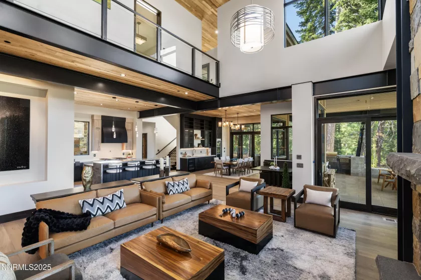 130 James Reed, Truckee, California 96161, 5 Bedrooms Bedrooms, ,6 BathroomsBathrooms,Residential,Residential,James Reed,250055007