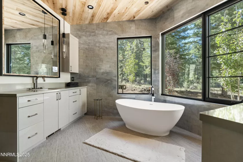 130 James Reed, Truckee, California 96161, 5 Bedrooms Bedrooms, ,6 BathroomsBathrooms,Residential,Residential,James Reed,250055007