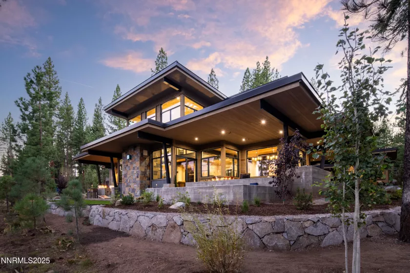 130 James Reed, Truckee, California 96161, 5 Bedrooms Bedrooms, ,6 BathroomsBathrooms,Residential,Residential,James Reed,250055007