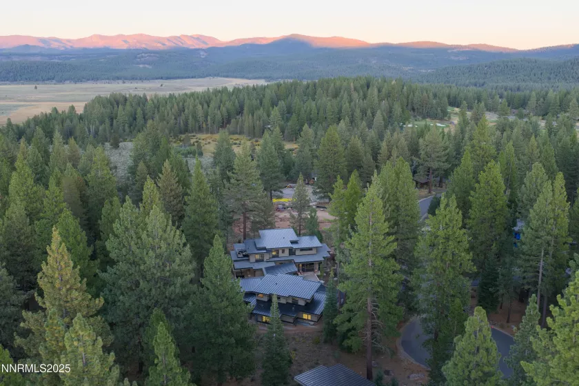 130 James Reed, Truckee, California 96161, 5 Bedrooms Bedrooms, ,6 BathroomsBathrooms,Residential,Residential,James Reed,250055007