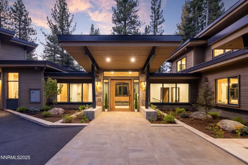 130 James Reed, Truckee, California 96161, 5 Bedrooms Bedrooms, ,6 BathroomsBathrooms,Residential,Residential,James Reed,250055007