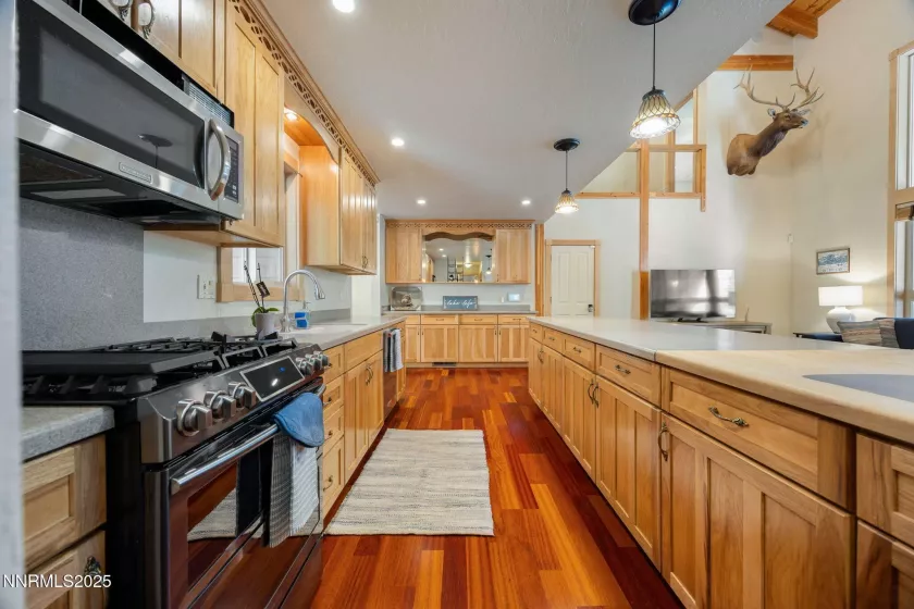 734 Martis Peak, Incline Village, Nevada 89451, 5 Bedrooms Bedrooms, ,4 BathroomsBathrooms,Residential,Residential,Martis Peak,250055010