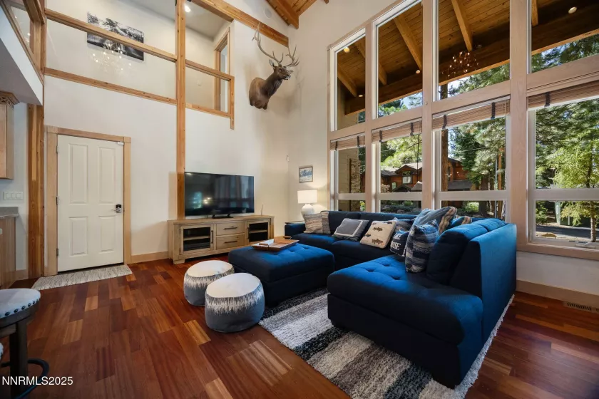 734 Martis Peak, Incline Village, Nevada 89451, 5 Bedrooms Bedrooms, ,4 BathroomsBathrooms,Residential,Residential,Martis Peak,250055010