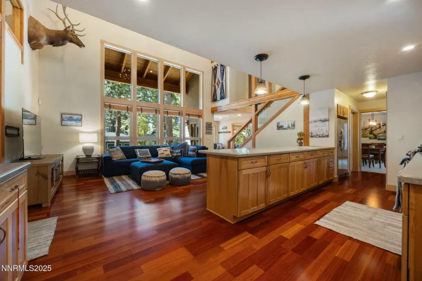 734 Martis Peak, Incline Village, Nevada 89451, 5 Bedrooms Bedrooms, ,4 BathroomsBathrooms,Residential,Residential,Martis Peak,250055010