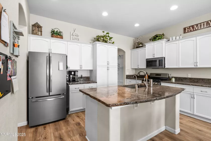 1428 Walker River, Fernley, Nevada 89408, 4 Bedrooms Bedrooms, ,3 BathroomsBathrooms,Residential,Residential,Walker River,250055011