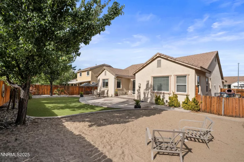 1428 Walker River, Fernley, Nevada 89408, 4 Bedrooms Bedrooms, ,3 BathroomsBathrooms,Residential,Residential,Walker River,250055011