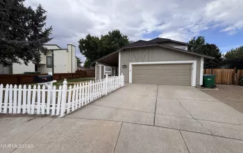 1230 Junction, Sparks, Nevada 89434, 4 Bedrooms Bedrooms, ,3 BathroomsBathrooms,Residential,Residential,Junction,250055017