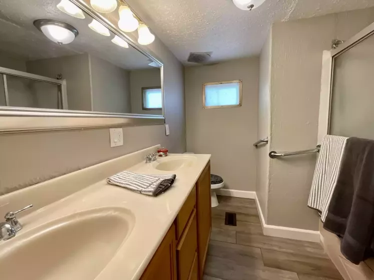 501 W Moana Ln #15, Reno, Nevada 89509, 2 Bedrooms Bedrooms, 8 Rooms Rooms,1 BathroomBathrooms,Manufactured,Residential,W Moana,250055020