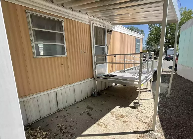 501 W Moana Ln #15, Reno, Nevada 89509, 2 Bedrooms Bedrooms, 8 Rooms Rooms,1 BathroomBathrooms,Manufactured,Residential,W Moana,250055020