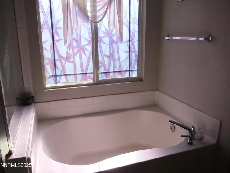 8994 Wynne, Reno, Nevada 89506, 5 Bedrooms Bedrooms, ,4 BathroomsBathrooms,Residential,Residential,Wynne,250055033