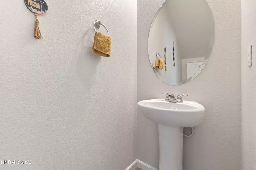 3566 Penn Nat'L, Reno, Nevada 89512, 4 Bedrooms Bedrooms, ,3 BathroomsBathrooms,Residential,Residential,Penn Nat'L,250055054