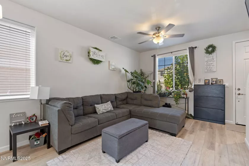 3566 Penn Nat'L, Reno, Nevada 89512, 4 Bedrooms Bedrooms, ,3 BathroomsBathrooms,Residential,Residential,Penn Nat'L,250055054