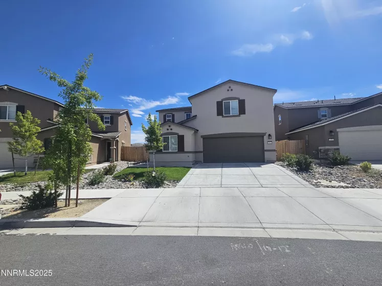632 Coyote Bluff Ct, Reno, Nevada 89506, 3 Bedrooms Bedrooms, ,3 BathroomsBathrooms,Residential,Residential,Coyote Bluff Ct,250055058