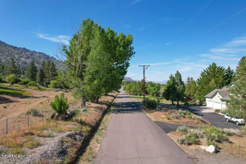 1147 Autumn Hills, Gardnerville, Nevada 89460, 3 Bedrooms Bedrooms, ,3 BathroomsBathrooms,Residential,Residential,Autumn Hills,250055061