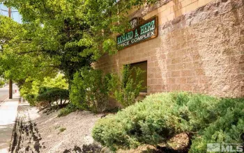 1350 Curry, Carson City, Nevada 89703, ,Commercial Lease,Manufactured,Curry,250055066