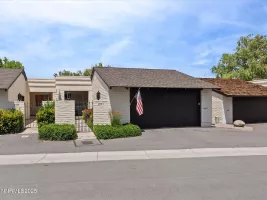 4833 Lakeridge, Reno, Nevada 89509, 2 Bedrooms Bedrooms, ,3 BathroomsBathrooms,Residential,Residential,Lakeridge,250055036