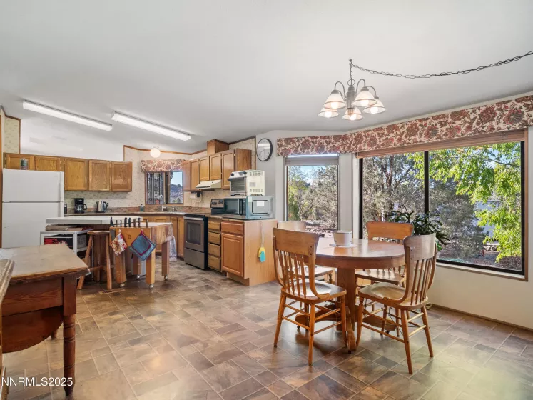 3670 Pine Nut, Topaz Ranch Estates, Nevada 89444, 2 Bedrooms Bedrooms, ,2 BathroomsBathrooms,Residential,Residential,Pine Nut,250055069