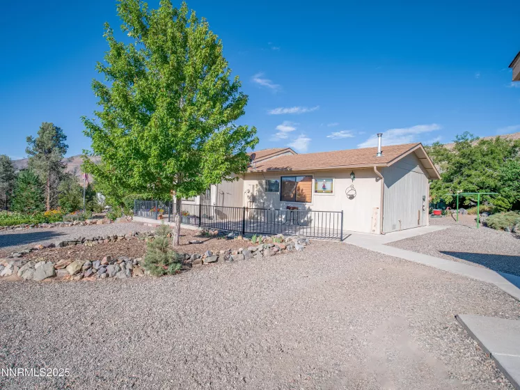 3670 Pine Nut, Topaz Ranch Estates, Nevada 89444, 2 Bedrooms Bedrooms, ,2 BathroomsBathrooms,Residential,Residential,Pine Nut,250055069