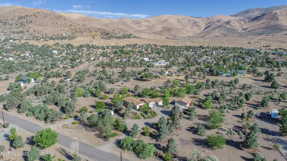 3670 Pine Nut, Topaz Ranch Estates, Nevada 89444, 2 Bedrooms Bedrooms, ,2 BathroomsBathrooms,Residential,Residential,Pine Nut,250055069