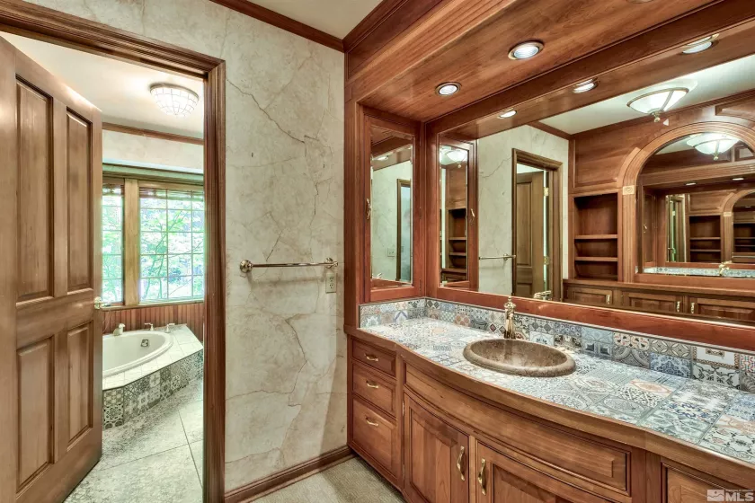 960 4Th Green, Incline Village, Nevada 89451, 6 Bedrooms Bedrooms, ,4 BathroomsBathrooms,Residential,Residential,4Th Green,240013531