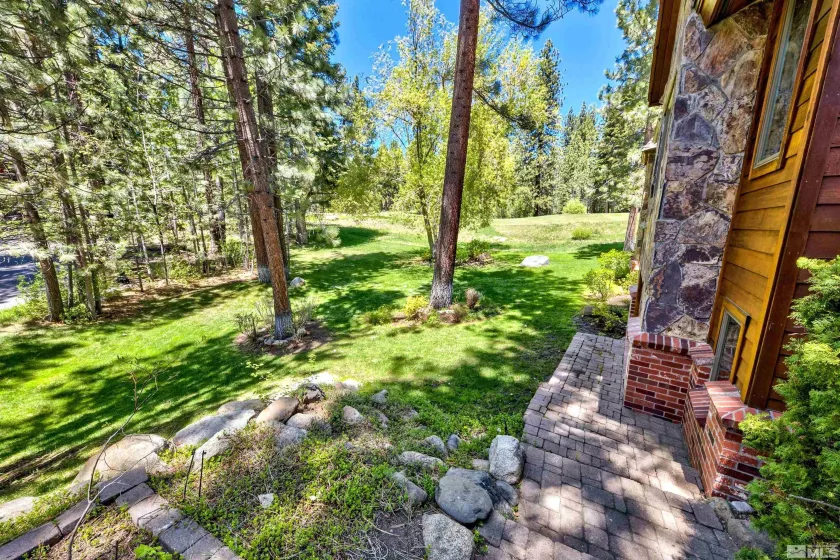 960 4Th Green, Incline Village, Nevada 89451, 6 Bedrooms Bedrooms, ,4 BathroomsBathrooms,Residential,Residential,4Th Green,240013531