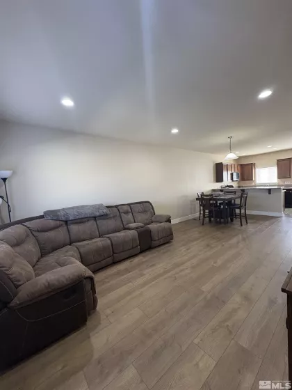 5282 Western, Winnemucca, Nevada 89445, 2 Bedrooms Bedrooms, ,3 BathroomsBathrooms,Residential,Residential,Western,250003668